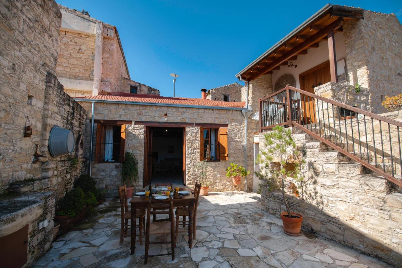 Maison d'hôtes Constantias Stone Houses à Lófou Extérieur photo