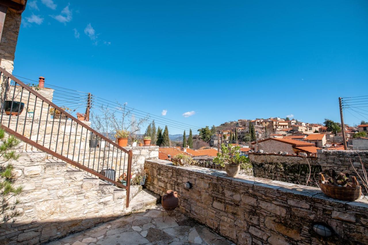 Maison d'hôtes Constantias Stone Houses à Lófou Extérieur photo